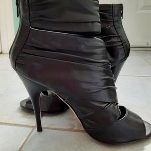 ALDO black leather rouched heels approx. 4.5 inches size 40/10 asking $25